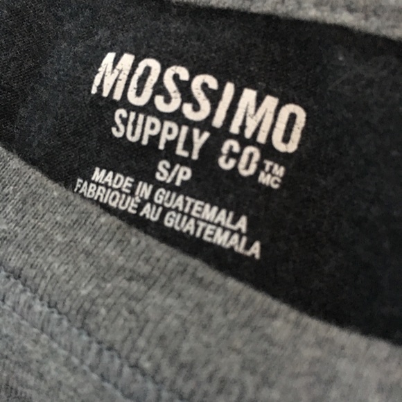 Gray and black long sleeve shirt - Picture 3 of 4